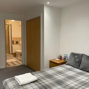 The Shore Tower Place Edinburgh