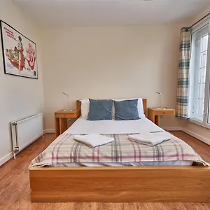 Apartment Castle, EDI